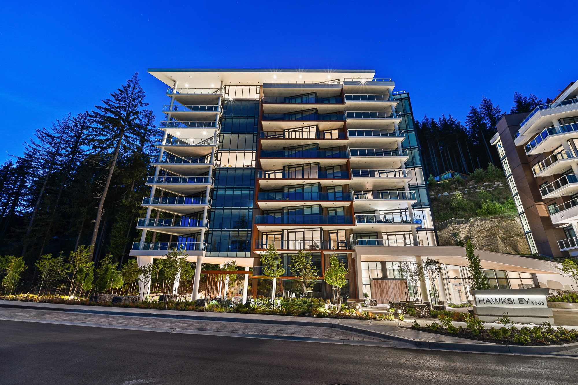 PH#1100 - 3963 Uplands Way